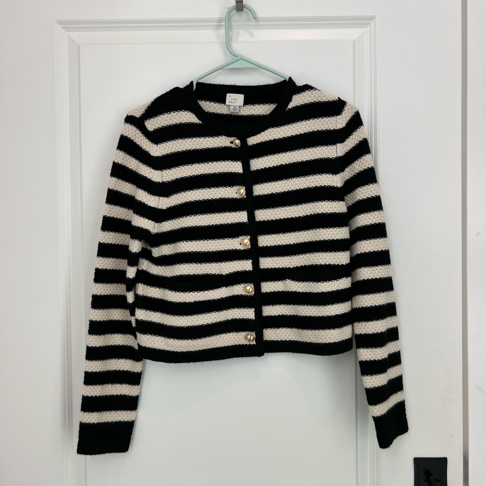 A New Day Ribbed Cuff Button-Front Cardigan - Picture 2 of 3